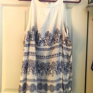 White and blue embroidered top